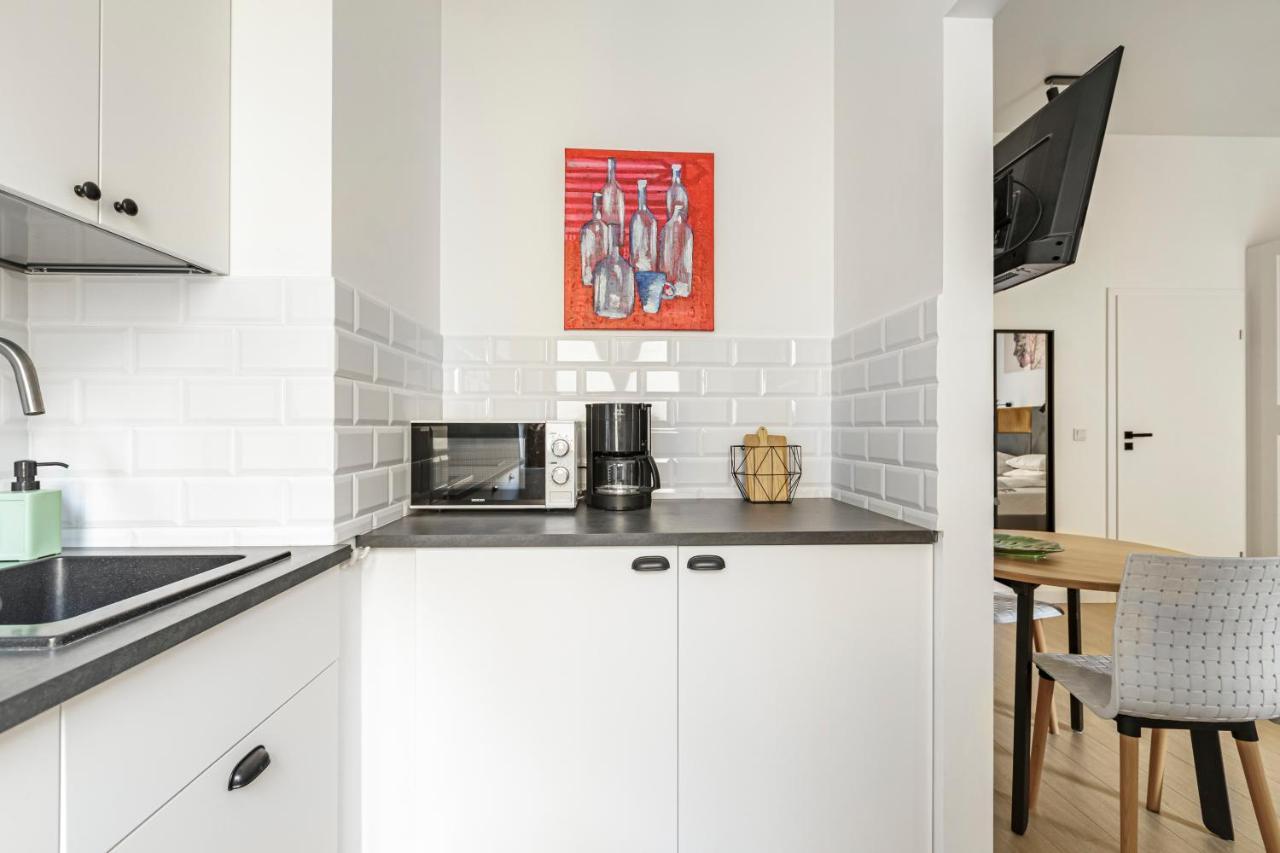 פוזנן Homewell Apartments Zelazko מראה חיצוני תמונה