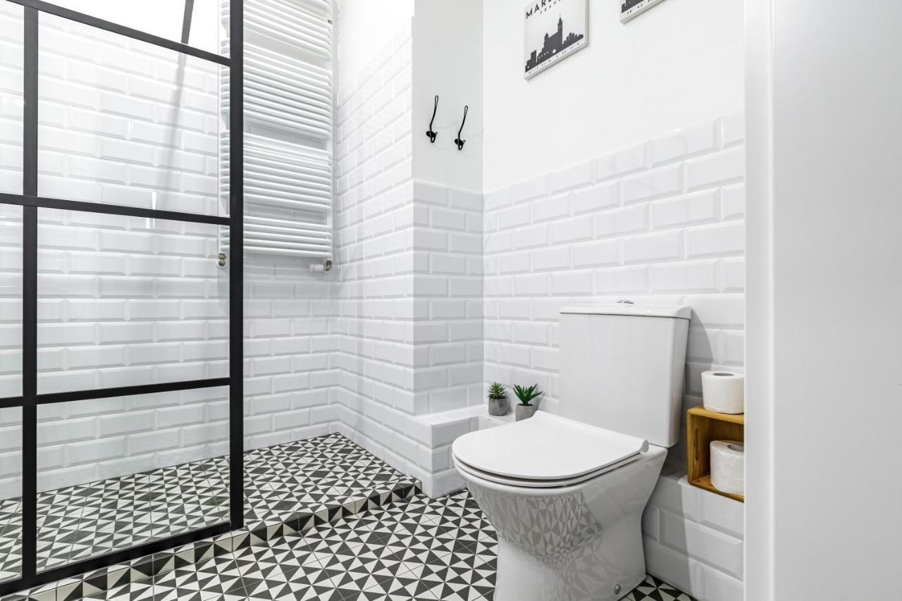 פוזנן Homewell Apartments Zelazko מראה חיצוני תמונה